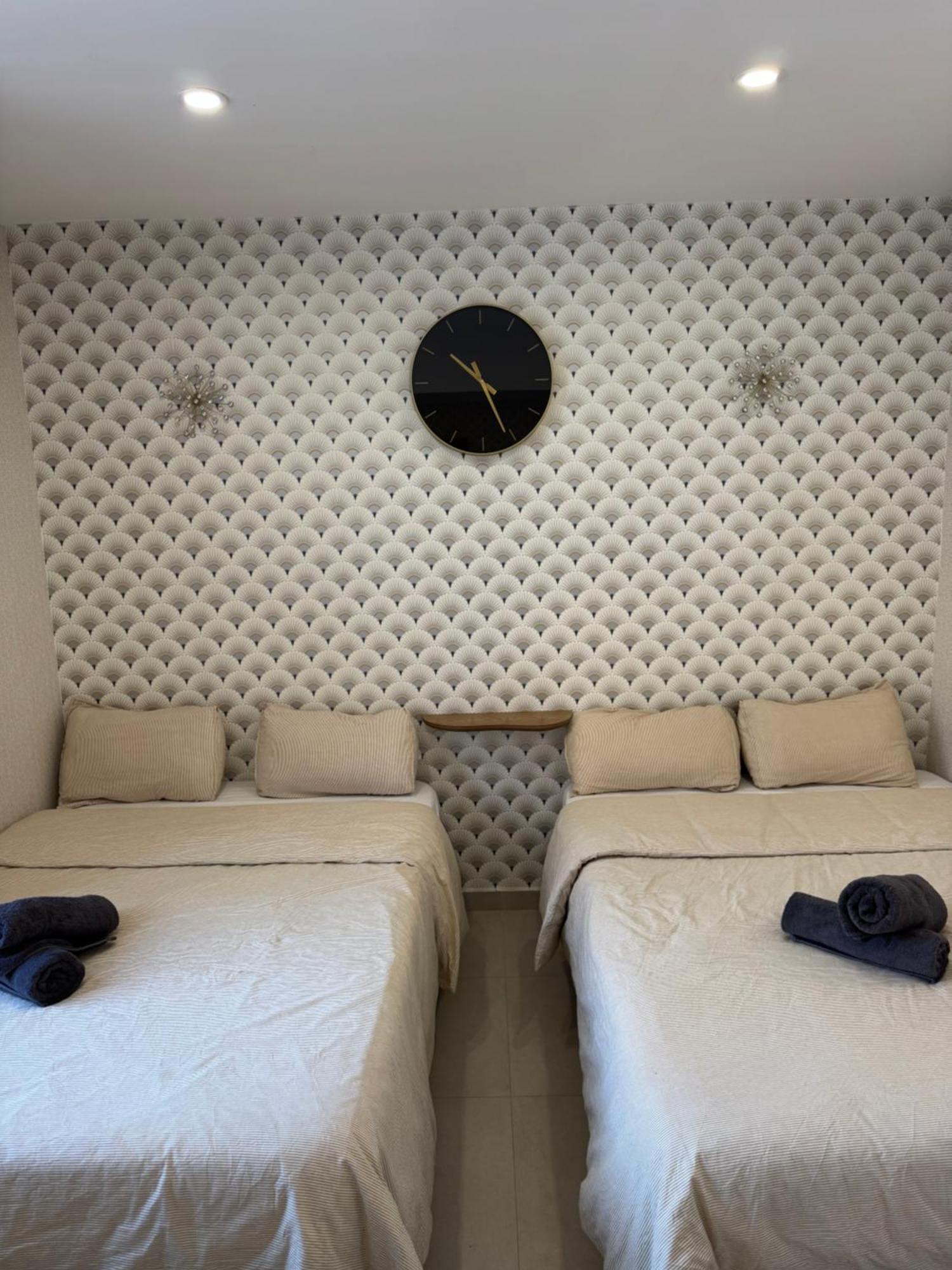 Luxury Apartments Near The Beach And Downtown Centrum 8 Alicante Esterno foto
